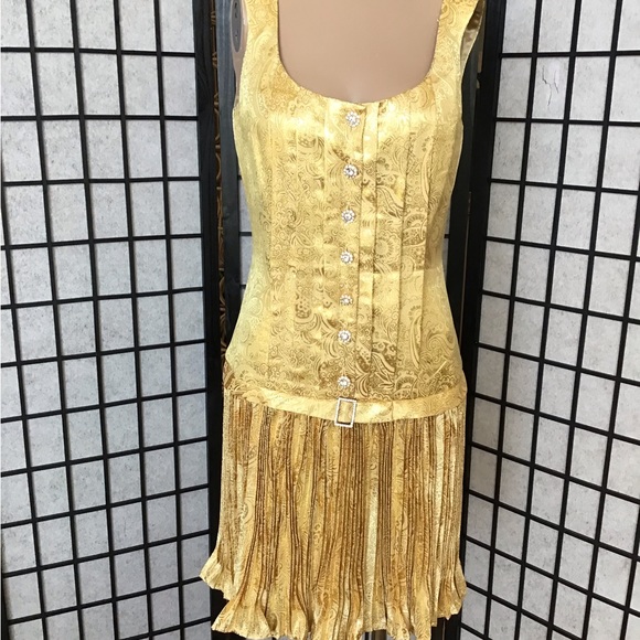 Betsy Johnson Rare Runway Never worn Gold Lame Size 6 - Picture 1 of 4